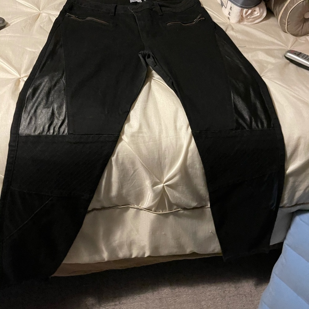 Women’s Jeans